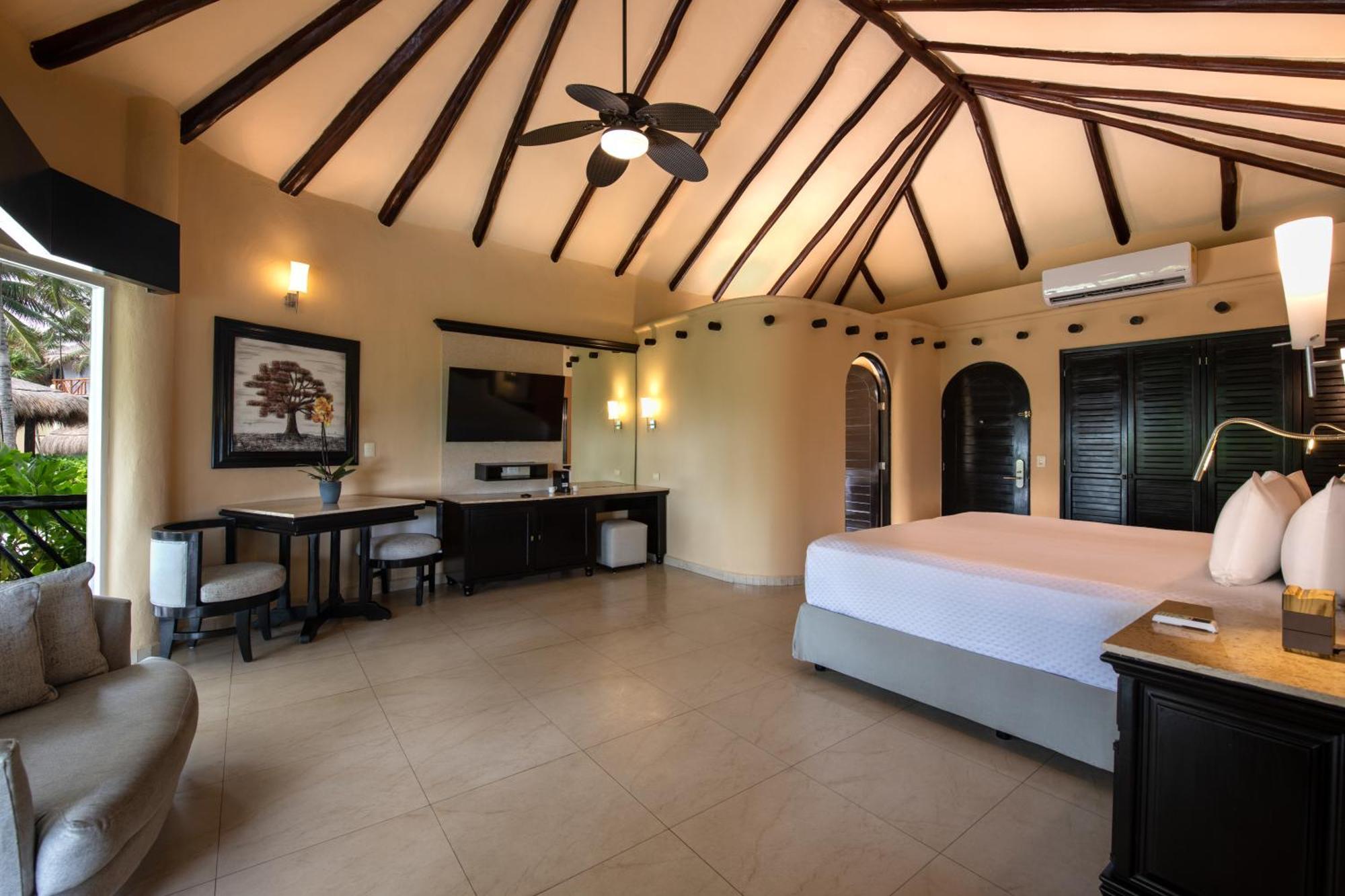 Resort El Dorado Casitas Royale By Karisma